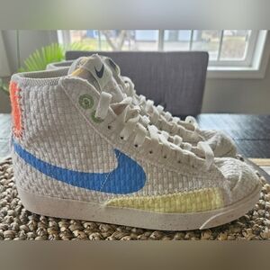 Nike High-Top Blazer Mid '77 Sneakers with Blue Swoosh